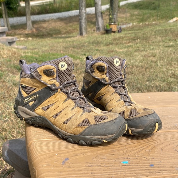 Merrell Other - Merrell Mens Hikers